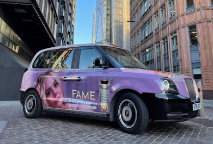 Drovo campaign with Paco Rabanne on electric taxis